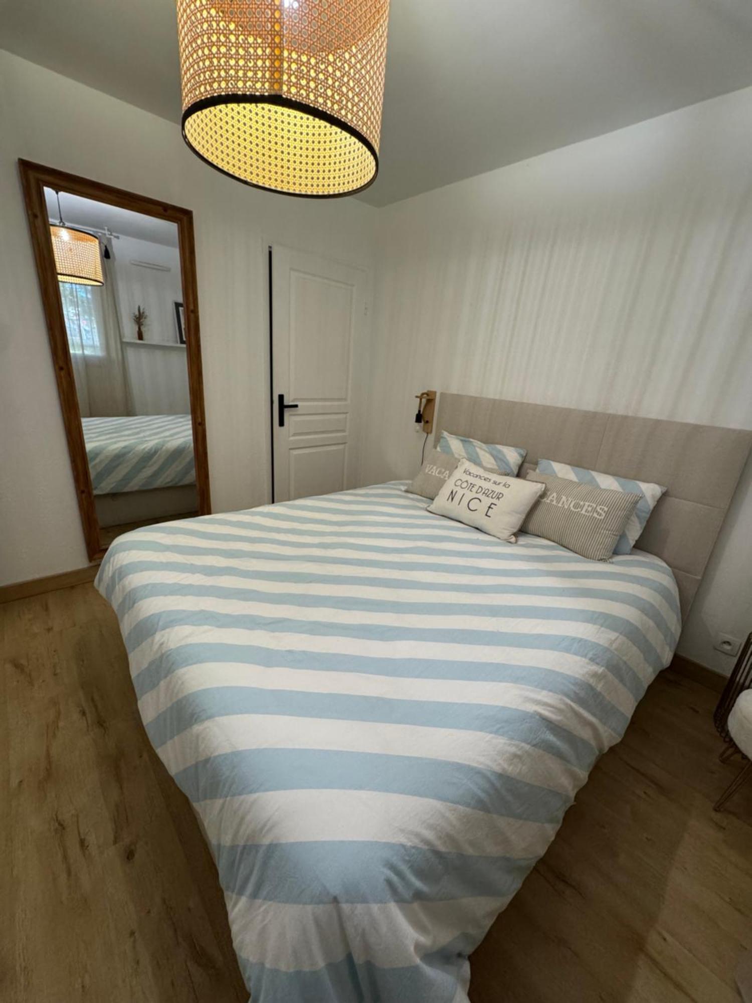 L'Appart Ideal Famille, Terrasse, Piscine, Plage Villeneuve-Loubet Exterior foto